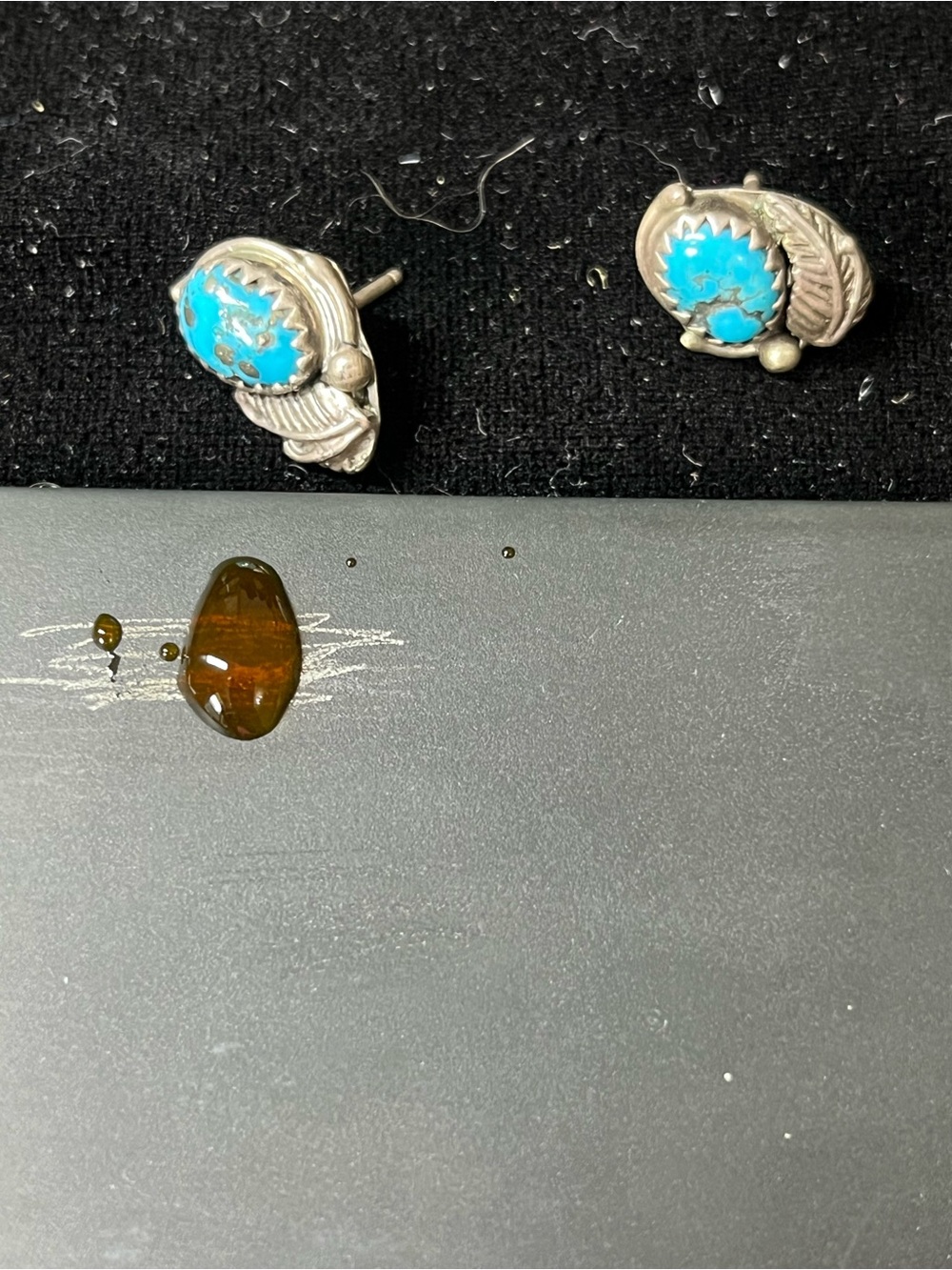 Vintage Navajo Sterling Silver Turquoise Leaf Post Earrings Estate 1752 - Picture 6 of 6
